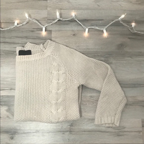 Cynthia Rowley Sweaters - CYNTHIA ROWLEY Button Back 3/4 Sleeve